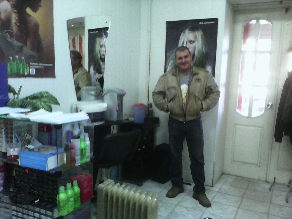  ,   Aleks, 52 ,     , c 