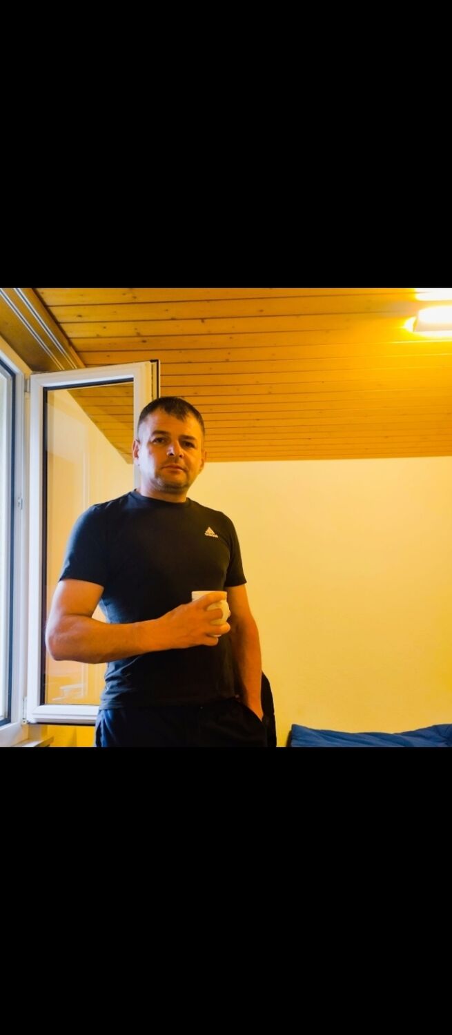  48388924  Grisha, 36 ,    Grenchen