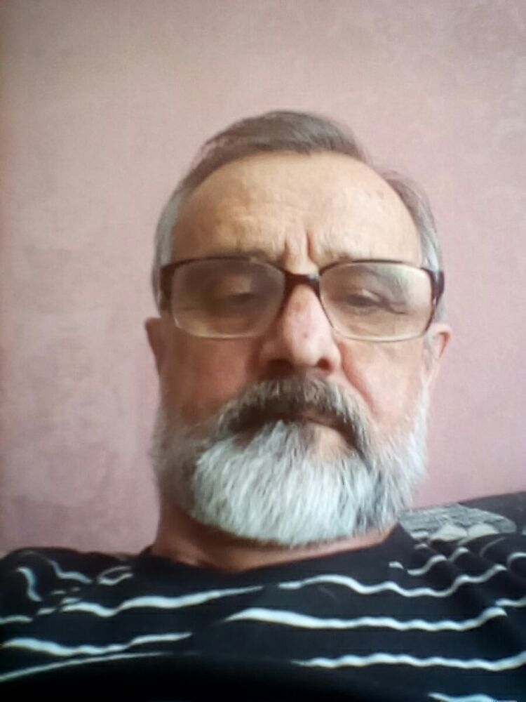  19927864  Viktor, 71 ,    