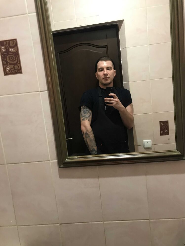  ,   Oliver, 33 ,   ,   