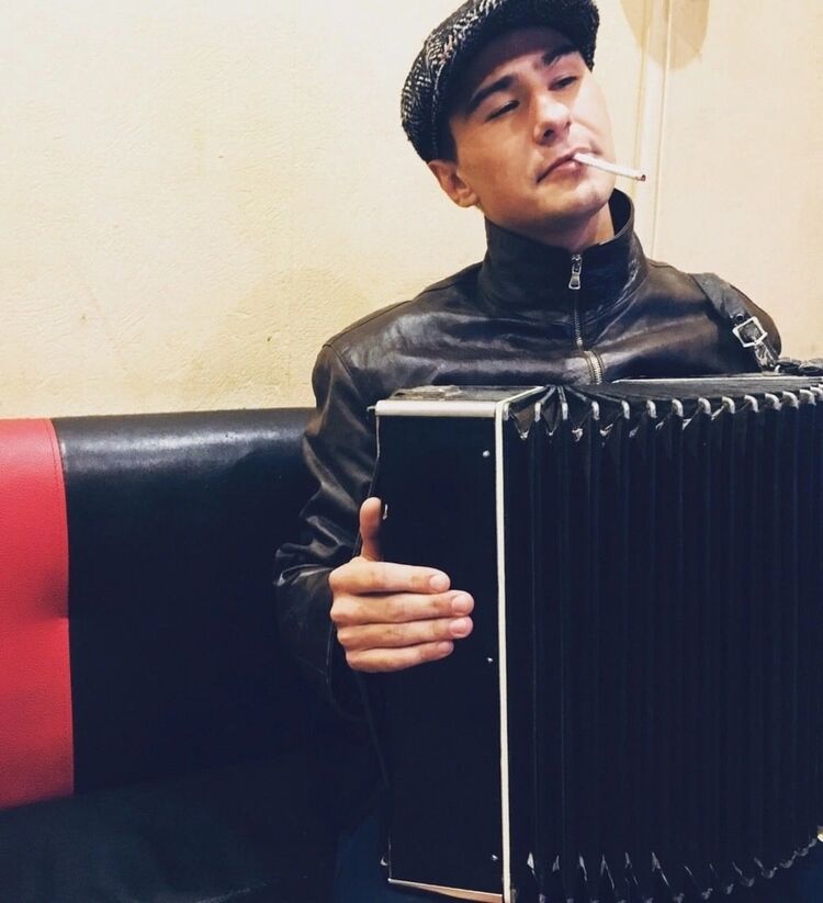  35795694  , 29 ,    -