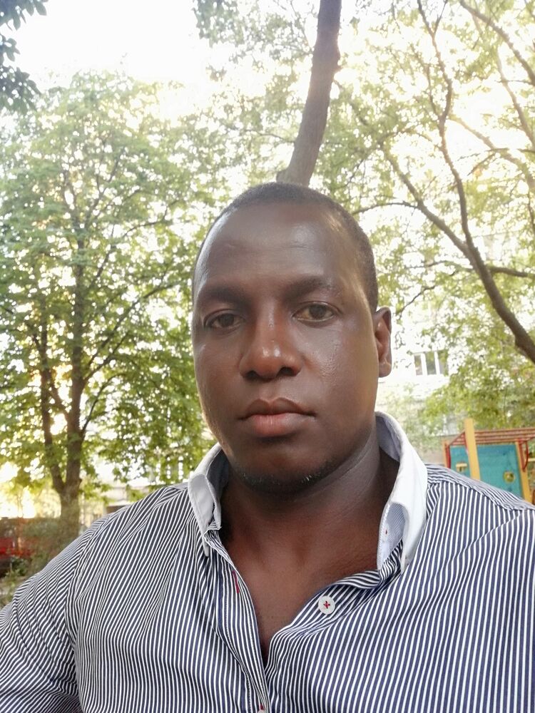  ,   Frank, 35 ,   ,   