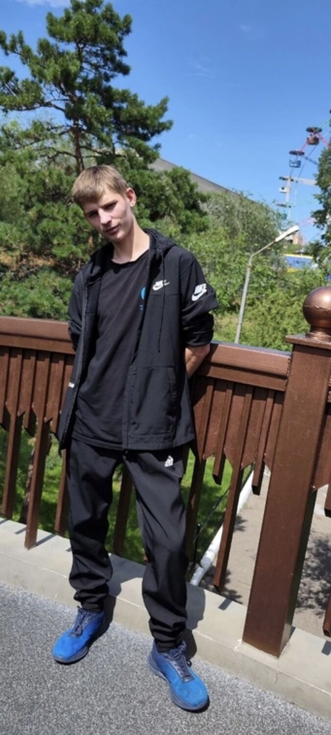 ���� 52922524 ����� �������, 19 ���, ���� ���������� � ����