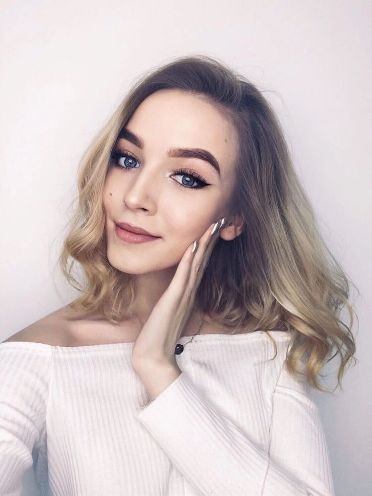 ,   , 24 ,   