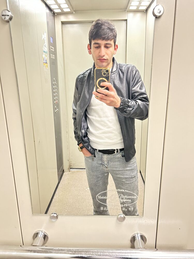  43574764  Sasun, 26 ,    