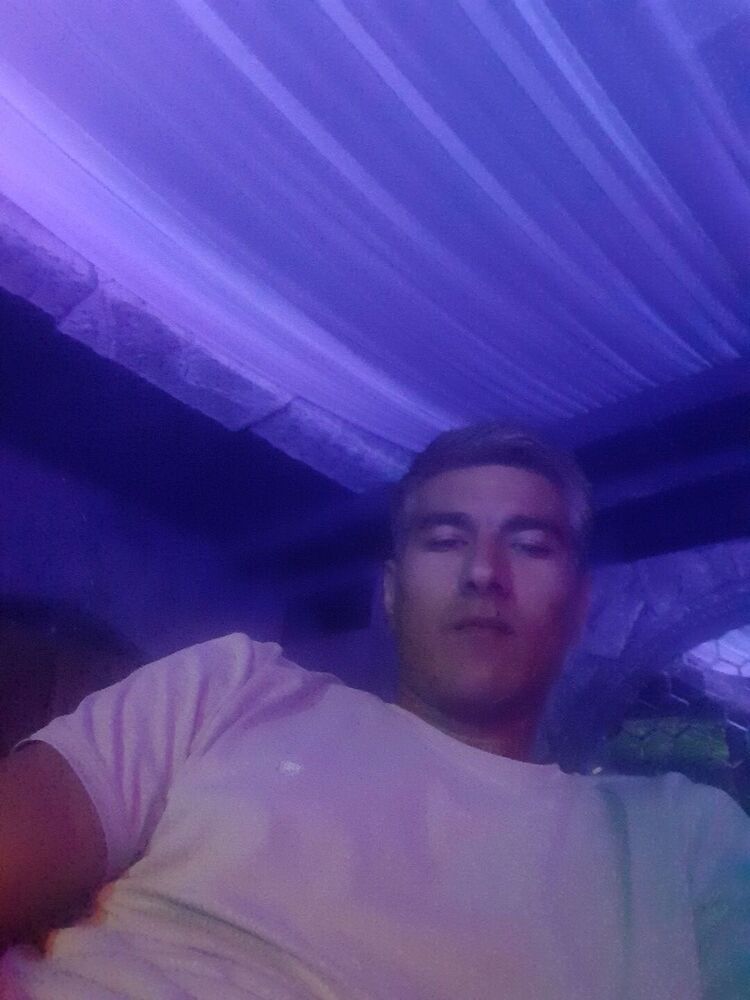  23299774  Baxa, 33 ,    
