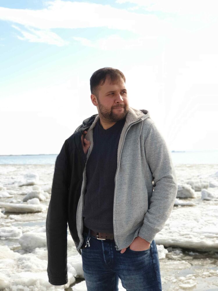  27161184  , 35 ,    -