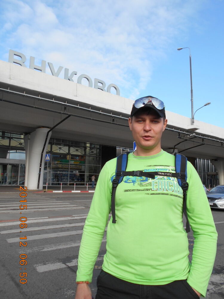 8479174  Anton, 38 ,    