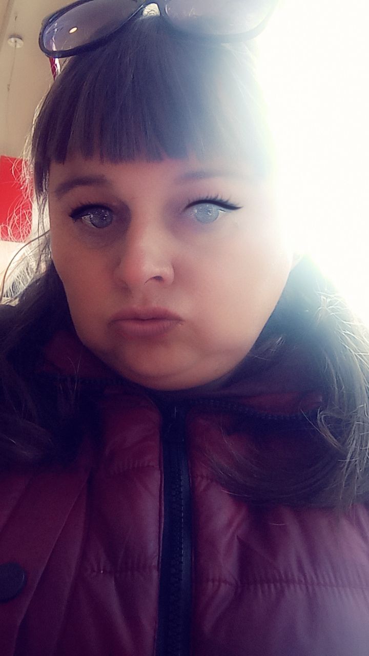  48323694  , 37 ,    