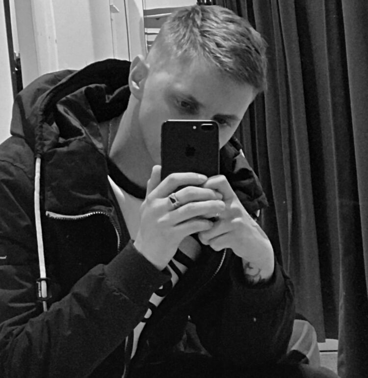 ���� 25879884 ����� ������, 22 ����, ���� ���������� � ������������