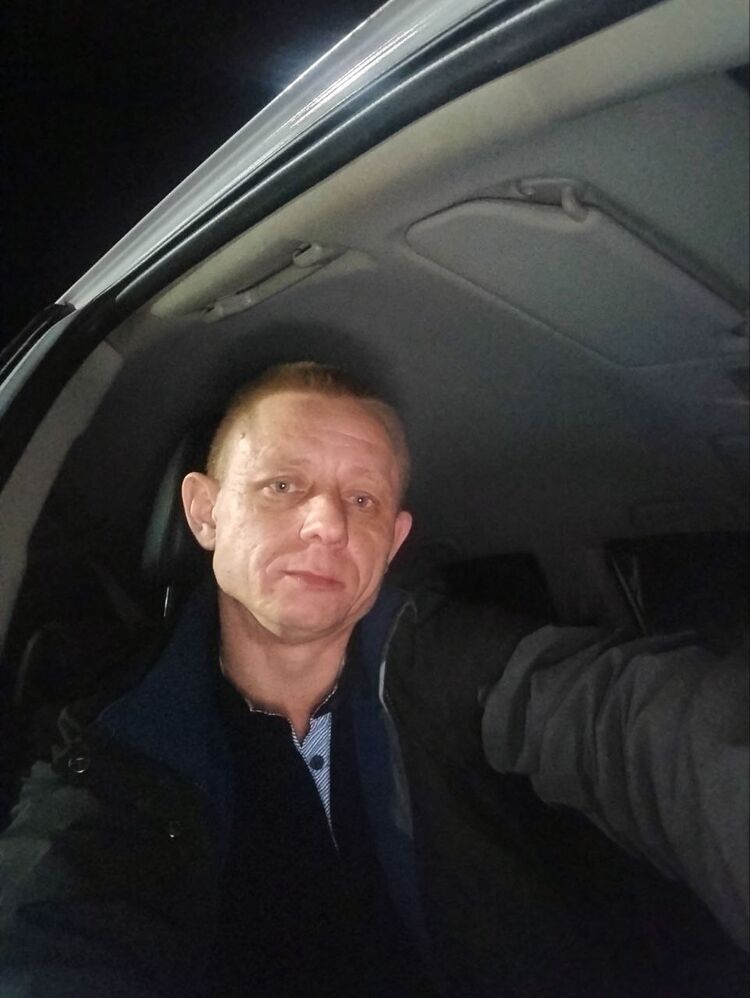  41896304  , 40 ,    