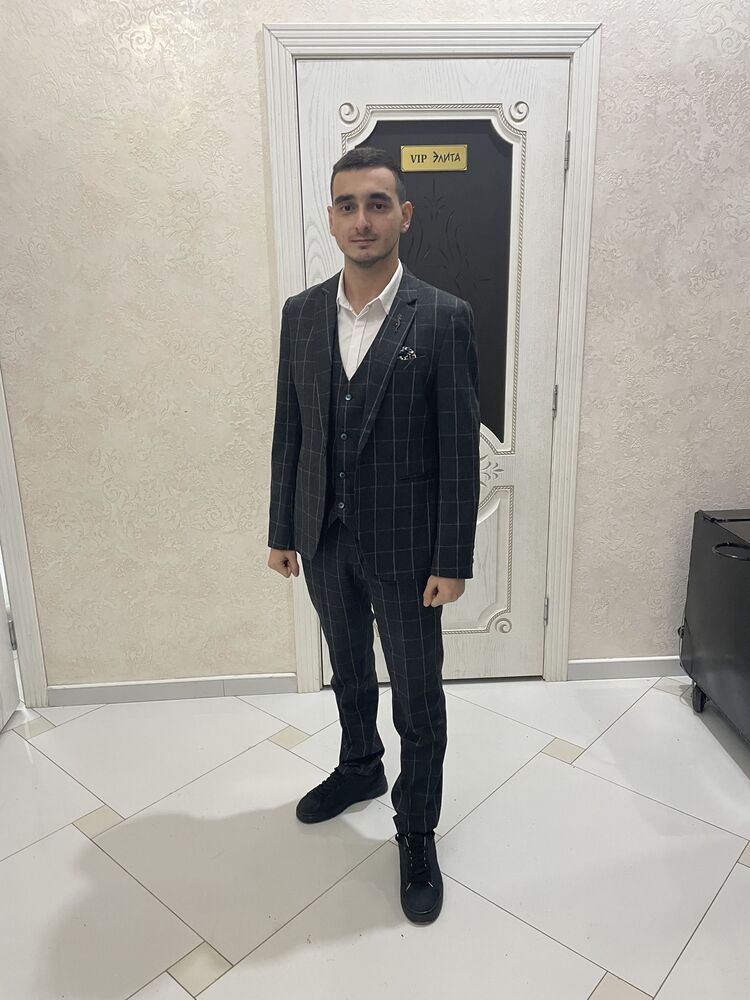  40055944  , 22 ,    