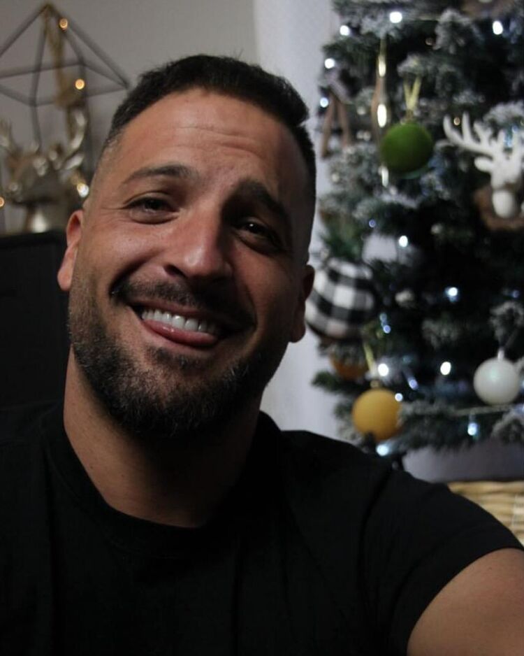  54010314  , 37 ,    --