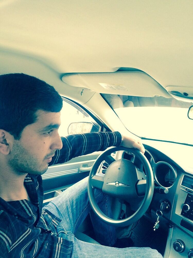  28507844  Samir, 31 ,    