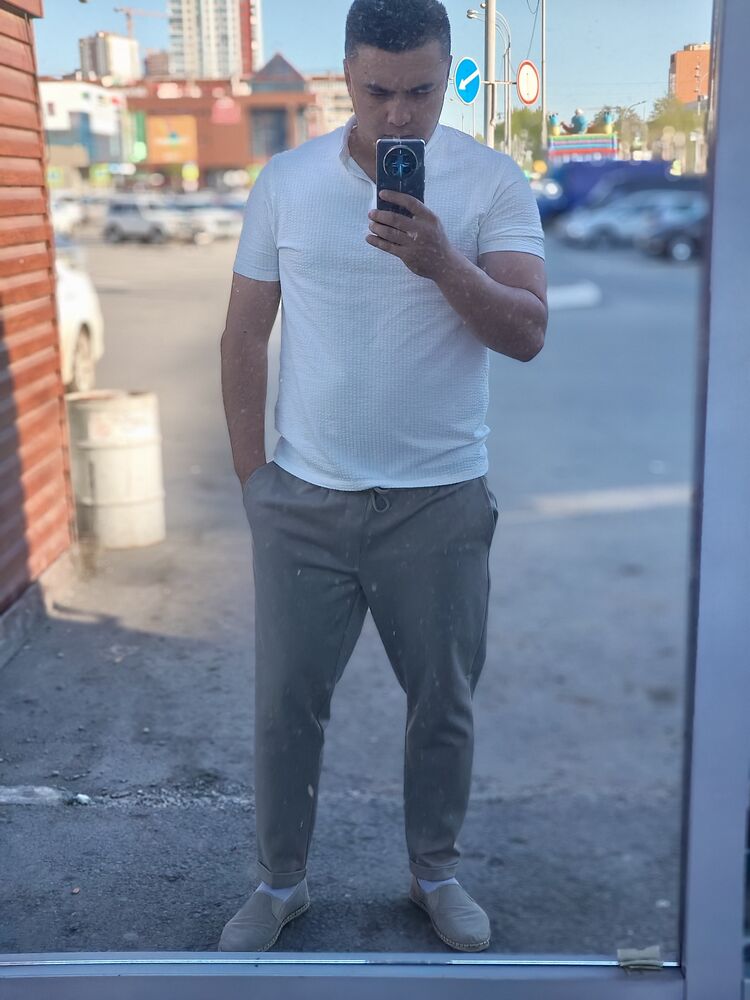  43618794  , 24 ,    