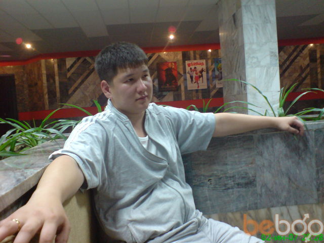  ,   Erzhan, 40 ,   ,   , c 