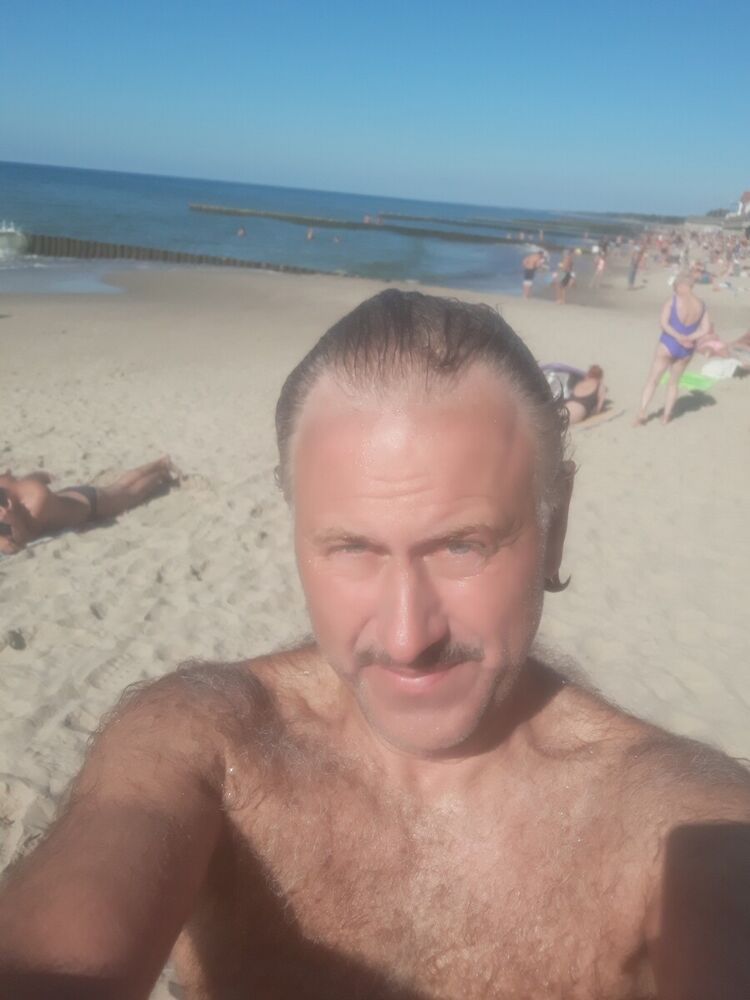  20742794  , 63 ,    