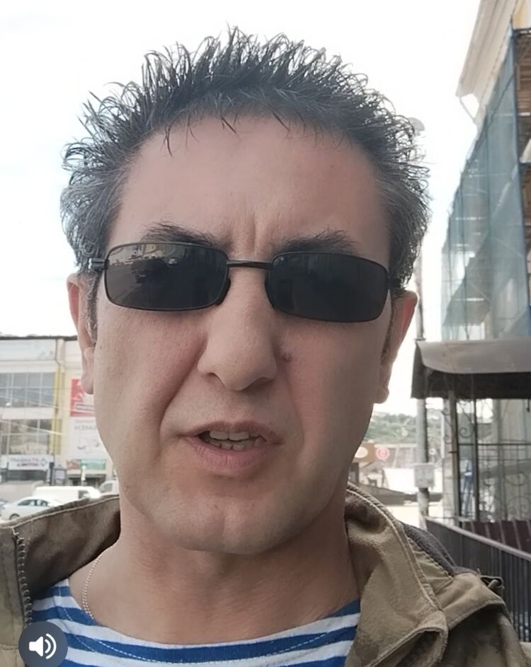  53300344  , 46 ,    