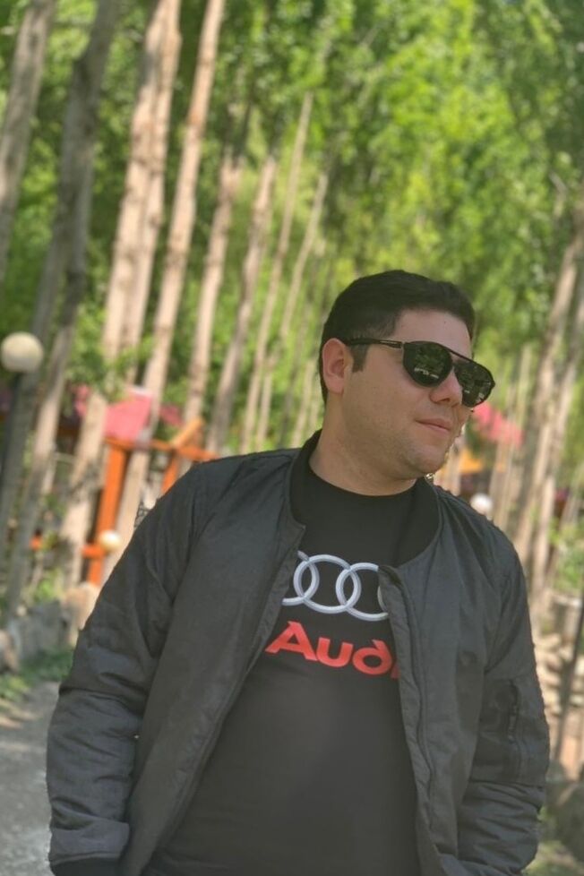  ,   Elnur, 32 ,   ,   