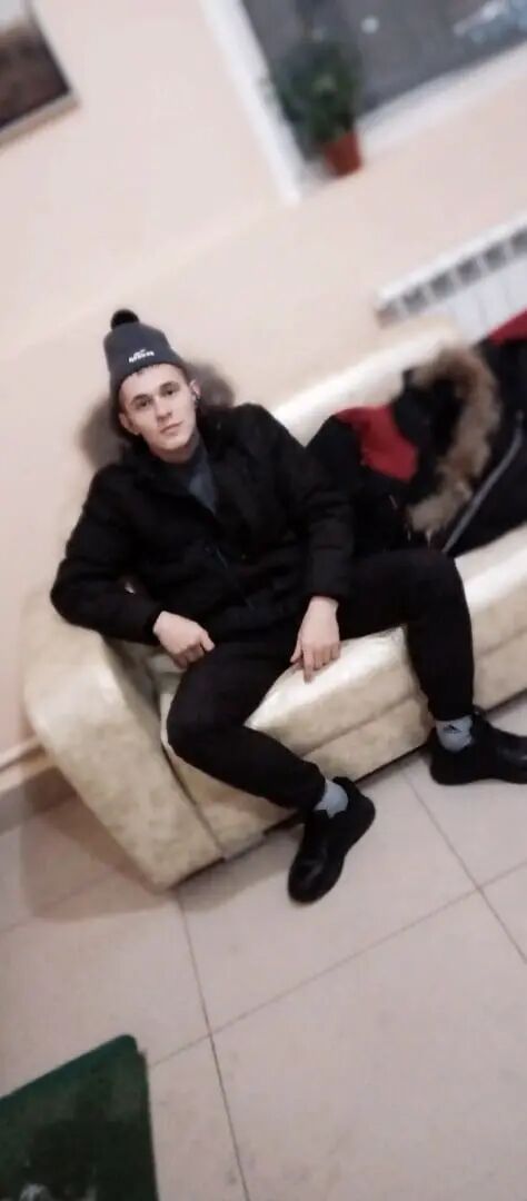  --,   Sergei, 20 ,   