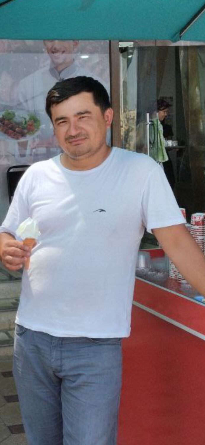  49365894  Muhammad, 32 ,    