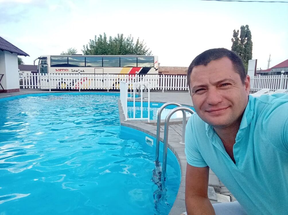  ,   Alexander, 37 ,   ,   , 