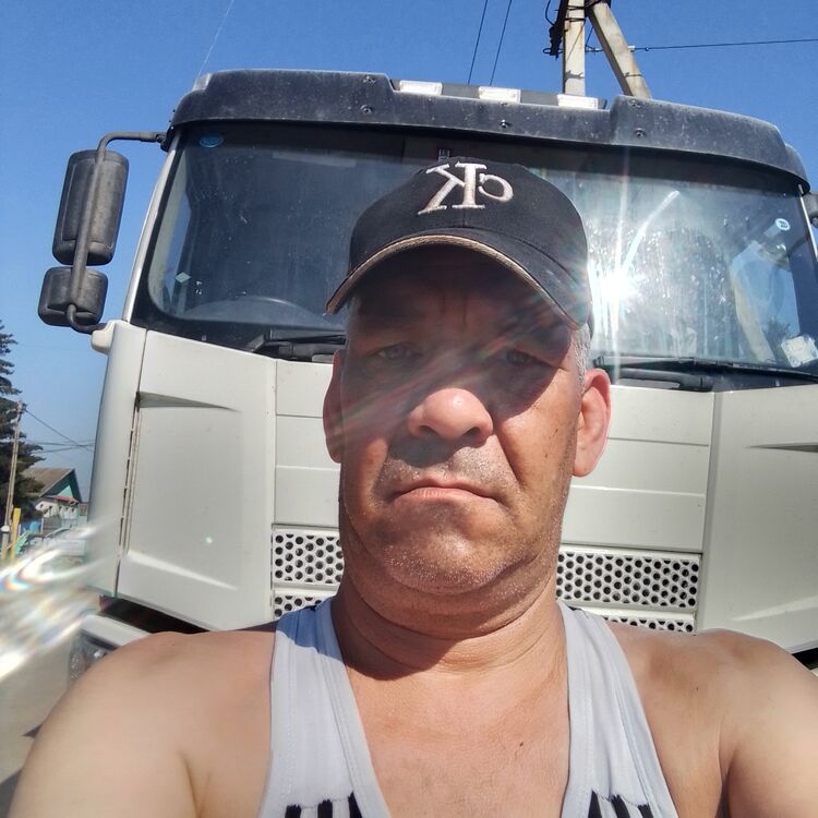  ,   Radik, 51 ,     , c 