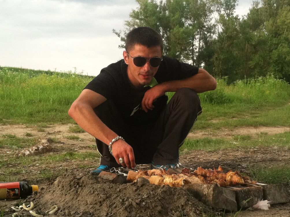  ,   Koly, 38 ,   ,   