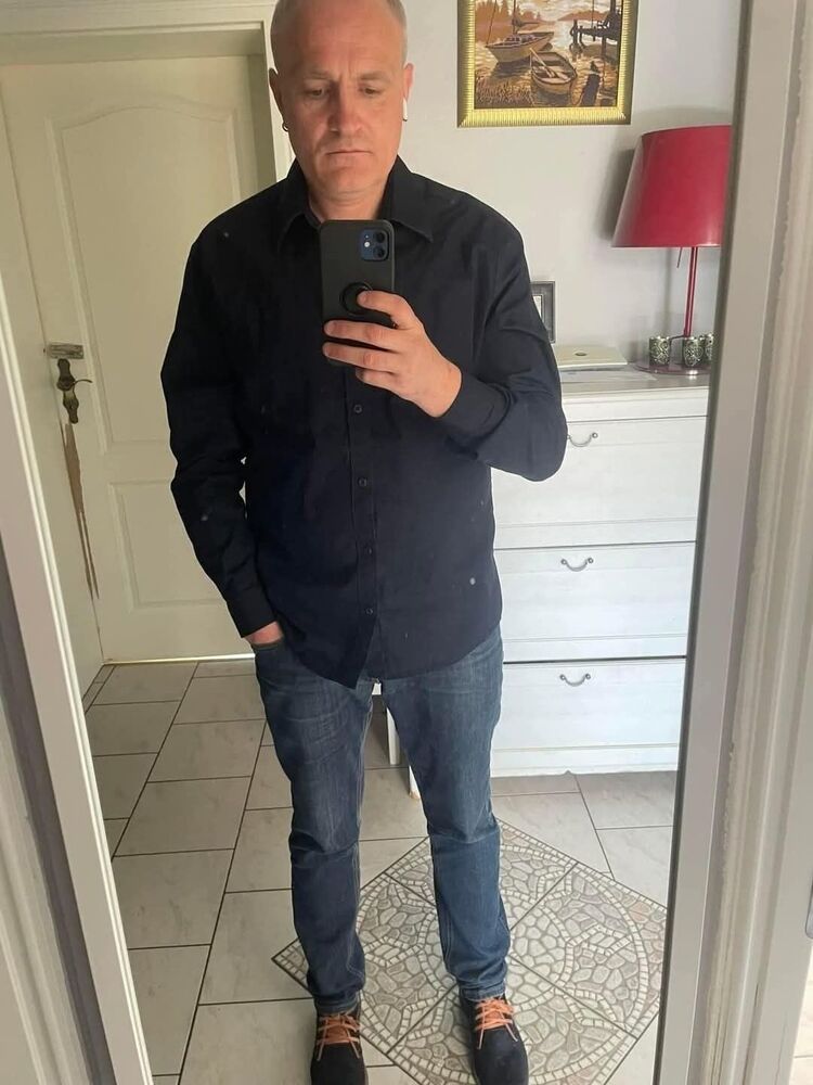  54089674  Artem, 46 ,    Erfurt