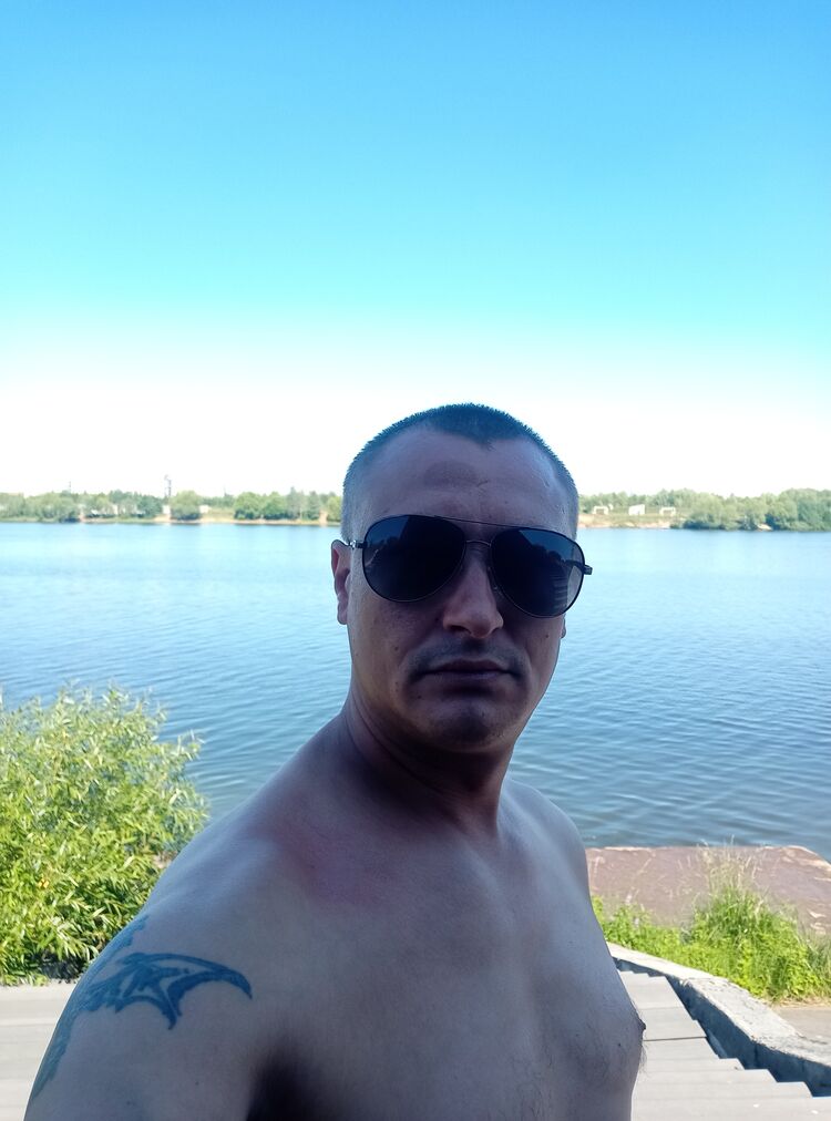  49037764  , 36 ,    