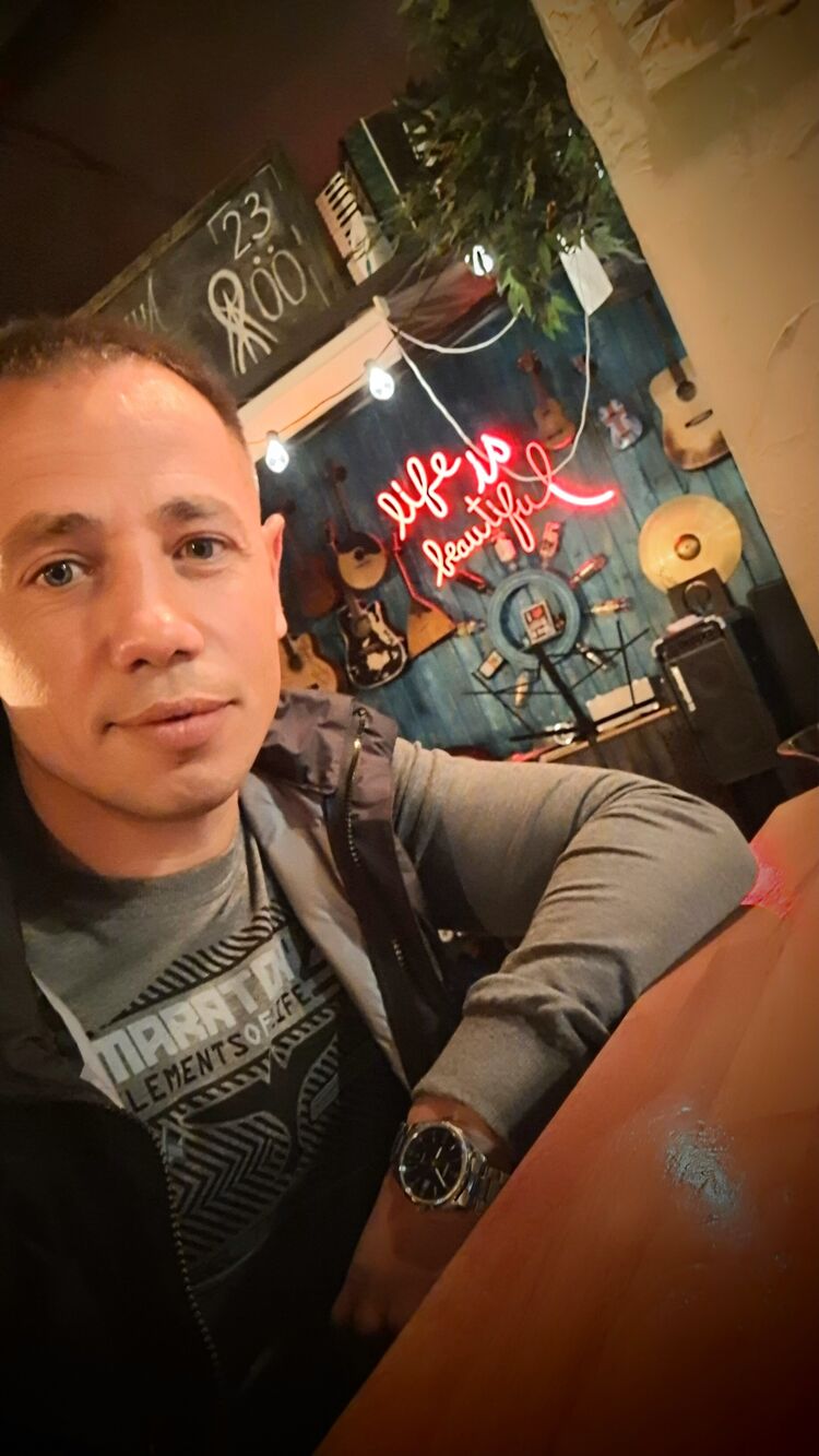  45338964  , 40 ,    