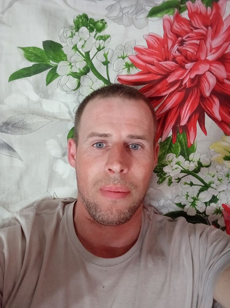  ,   Vladimir, 38 ,   ,   