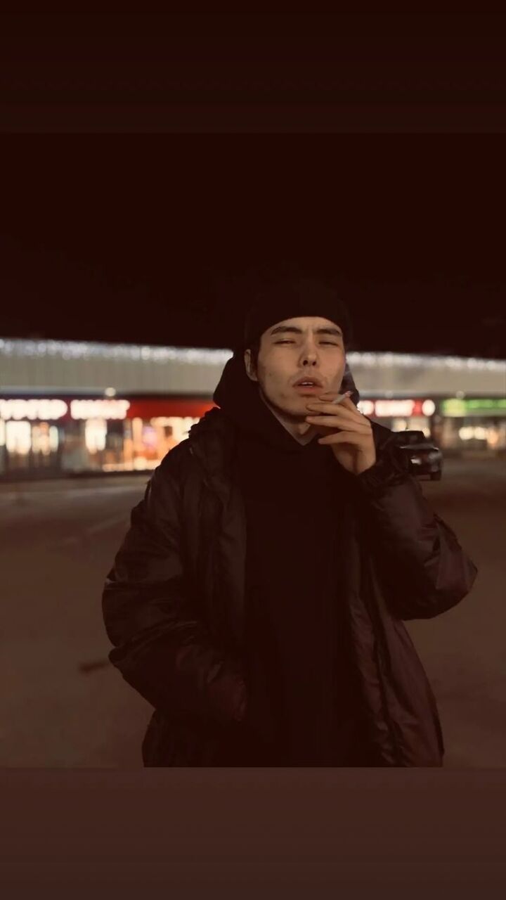  27189814  Alisher, 27 ,    