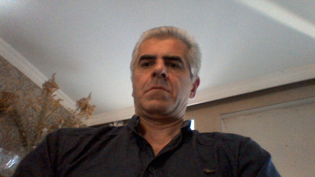  27250274  David, 51 ,    