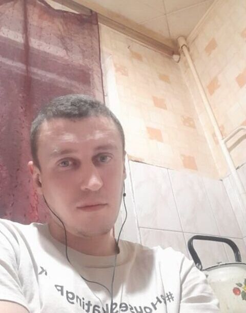  44087484  , 35 ,    