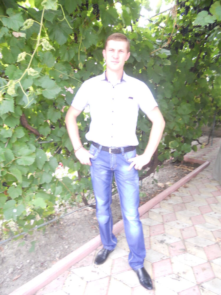  ,   Oleg, 38 ,   