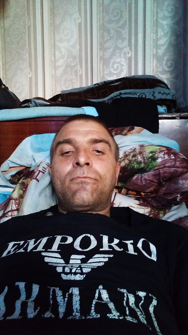  32825154  , 40 ,    