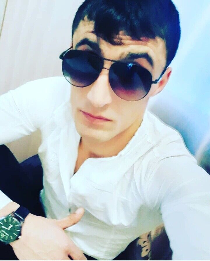  26096814  Hayk, 31 ,    