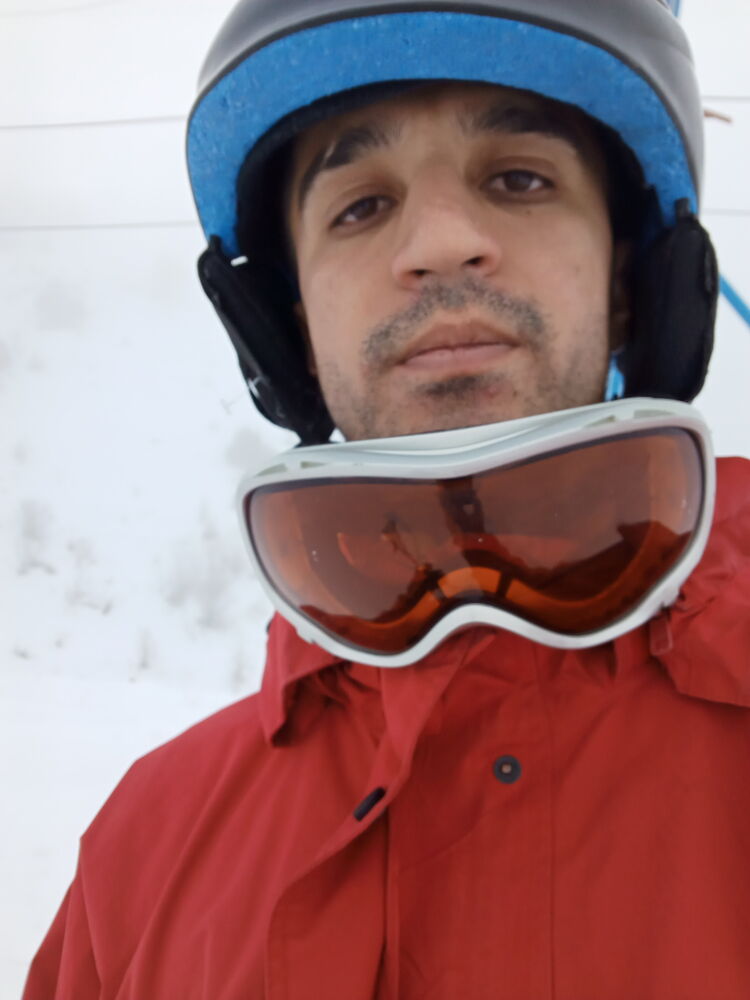  26569174  Sher, 32 ,    