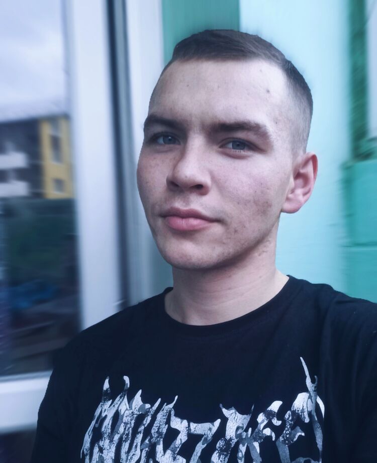  46698964  , 25 ,    