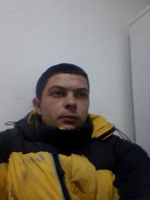  ,   Denys, 38 ,   ,   , c 