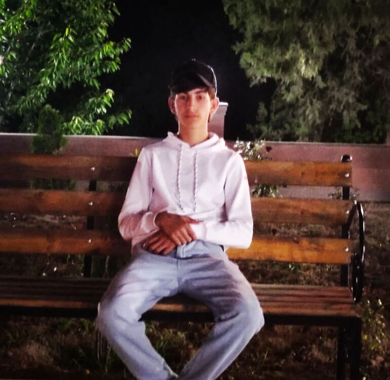 ,   Narek, 19 ,   ,   