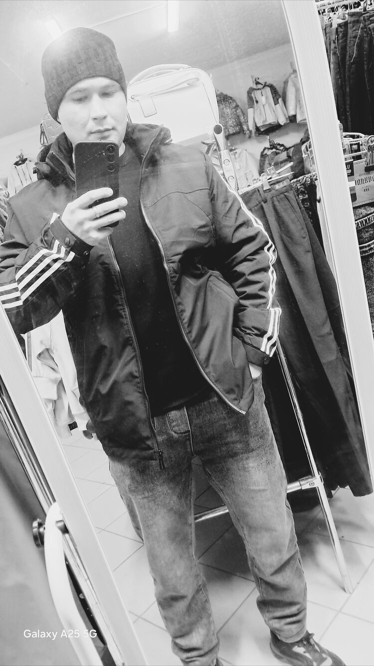  48307144  Alexey, 29 ,    