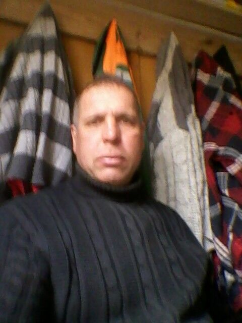  ,   Aleks, 47 ,  