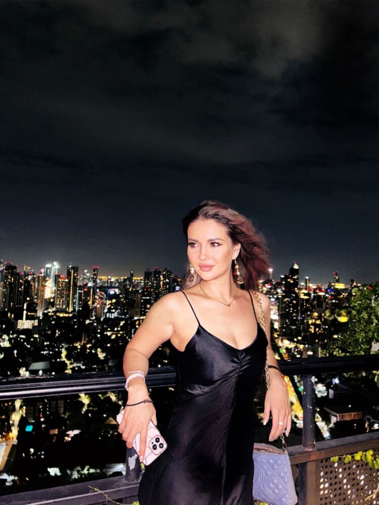  51267114  Kameliya, 36 ,    