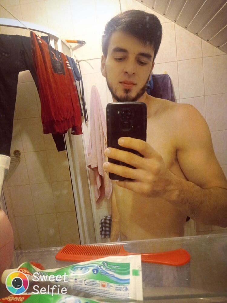  ,   Ali, 25 ,   ,   