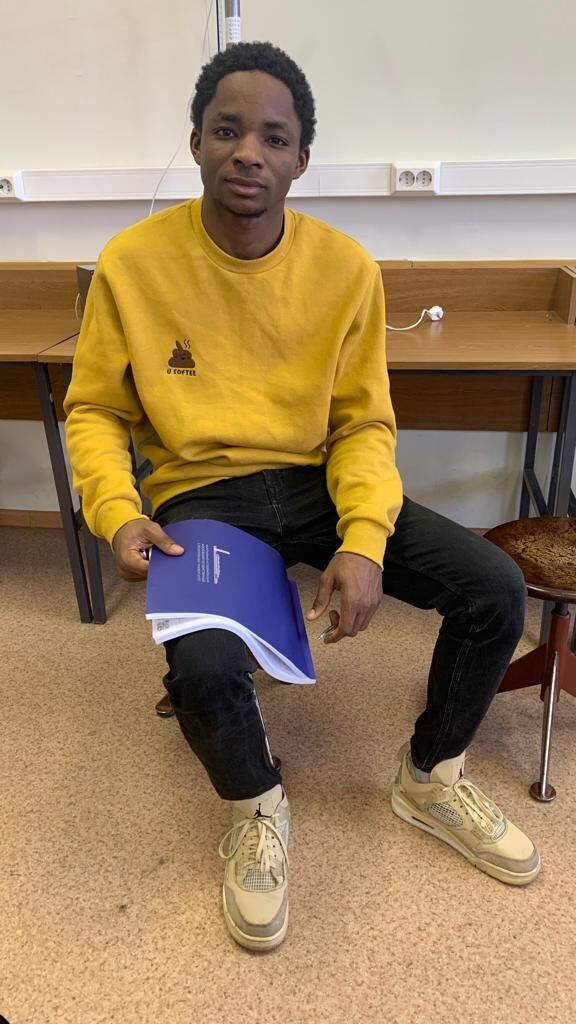 ���� 40254984 ����� Voltaire, 25 ���, ���� ���������� � ������