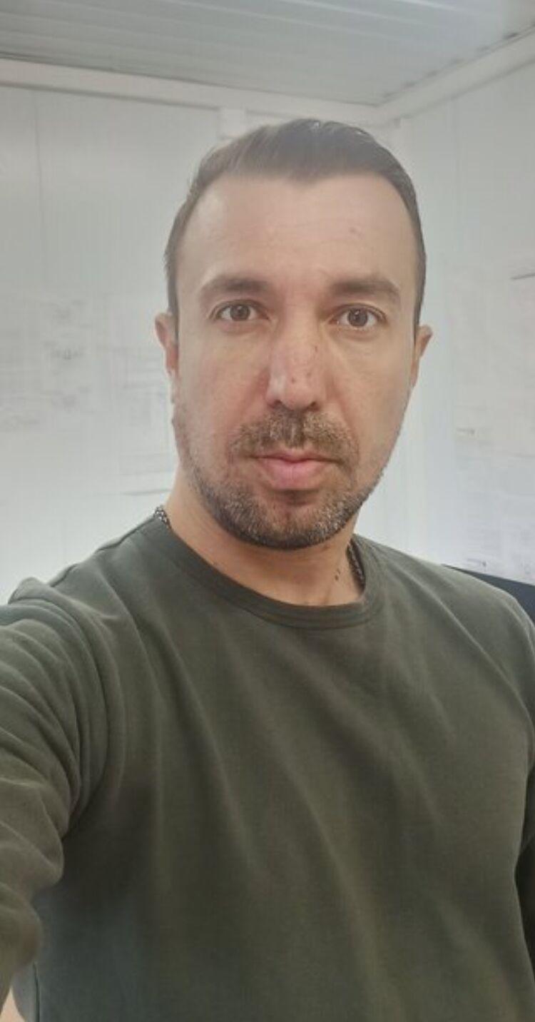  44178764  , 41 ,    