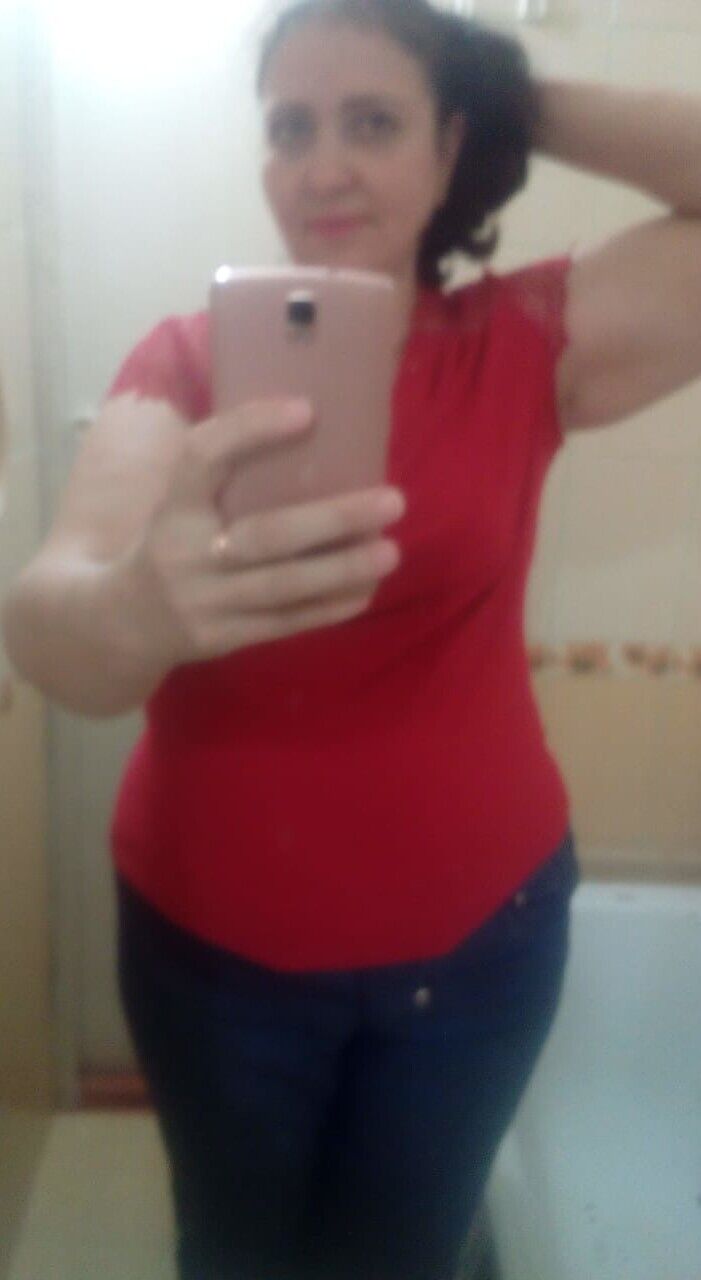  49650034  Taya, 53 ,     