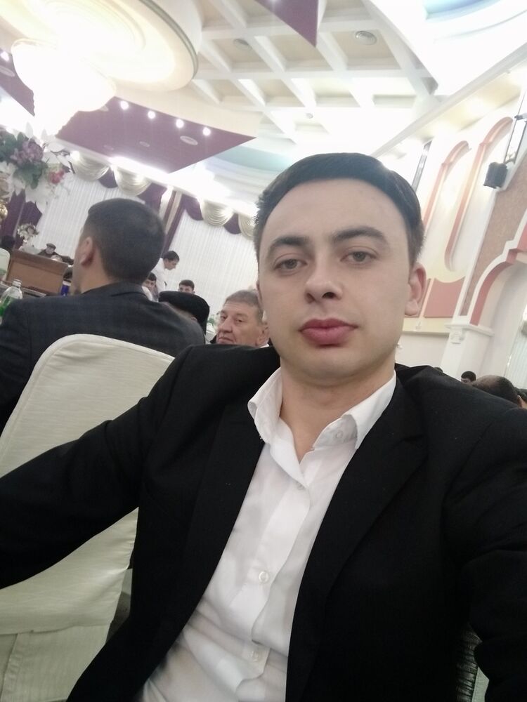  18607594  Kenan, 31 ,    